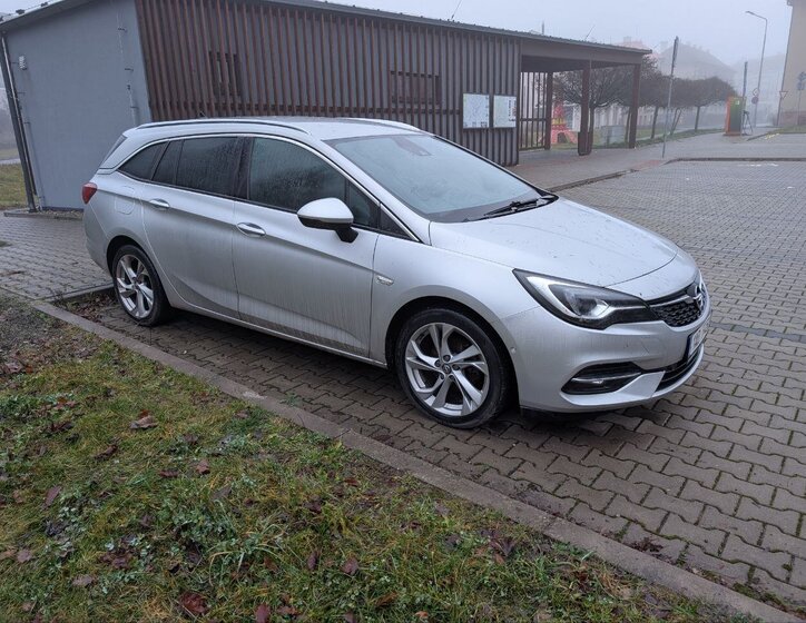 Opel Astra 1