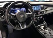 Alfa Romeo Stelvio 17