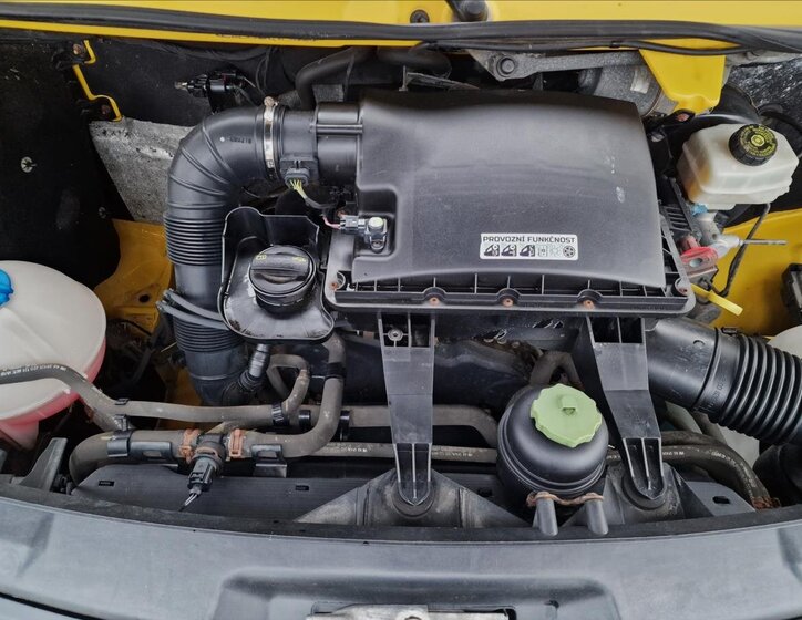 Volkswagen Crafter Skříň 2,0 l 100 kw