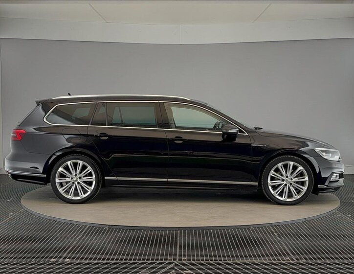 Volkswagen Passat Kombi 2,0 l 176 kw