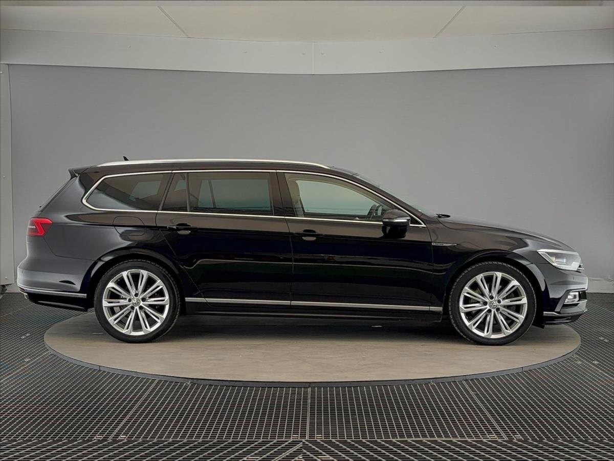 Volkswagen Passat Kombi 2,0 l 176 kw