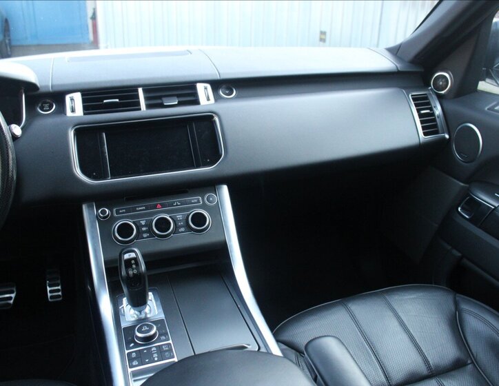 Land Rover Range Rover Sport SUV 4,4 l 250 kw