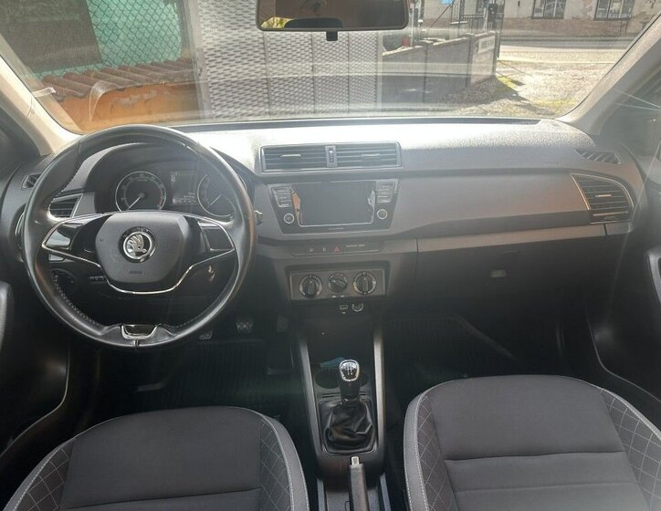 Škoda Fabia 10
