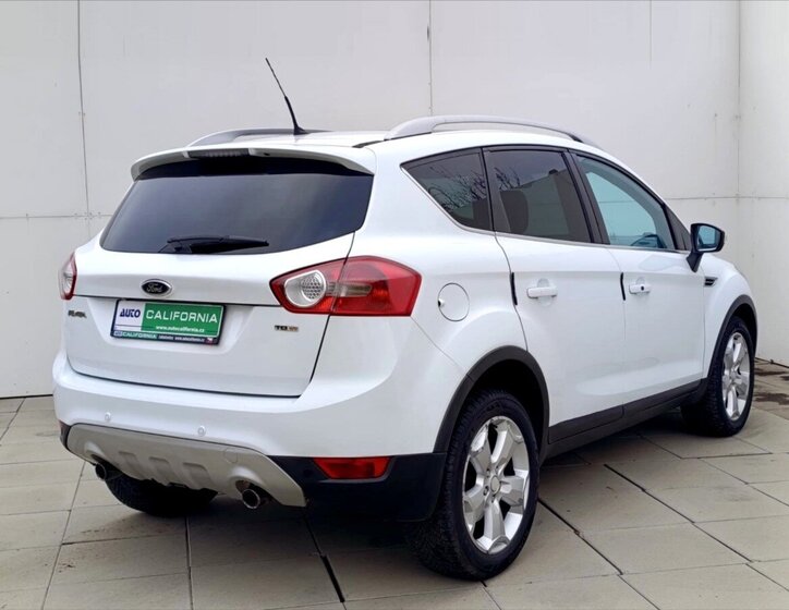 Ford Kuga SUV 2,0 l 120 kw