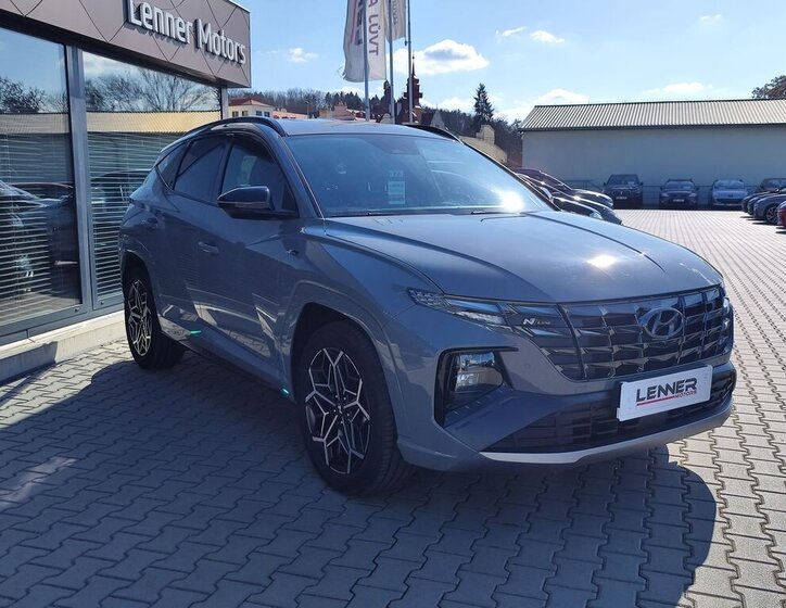 Hyundai Tucson SUV / Terénní 1,6 l 169 kw