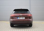 Volkswagen Touareg 7