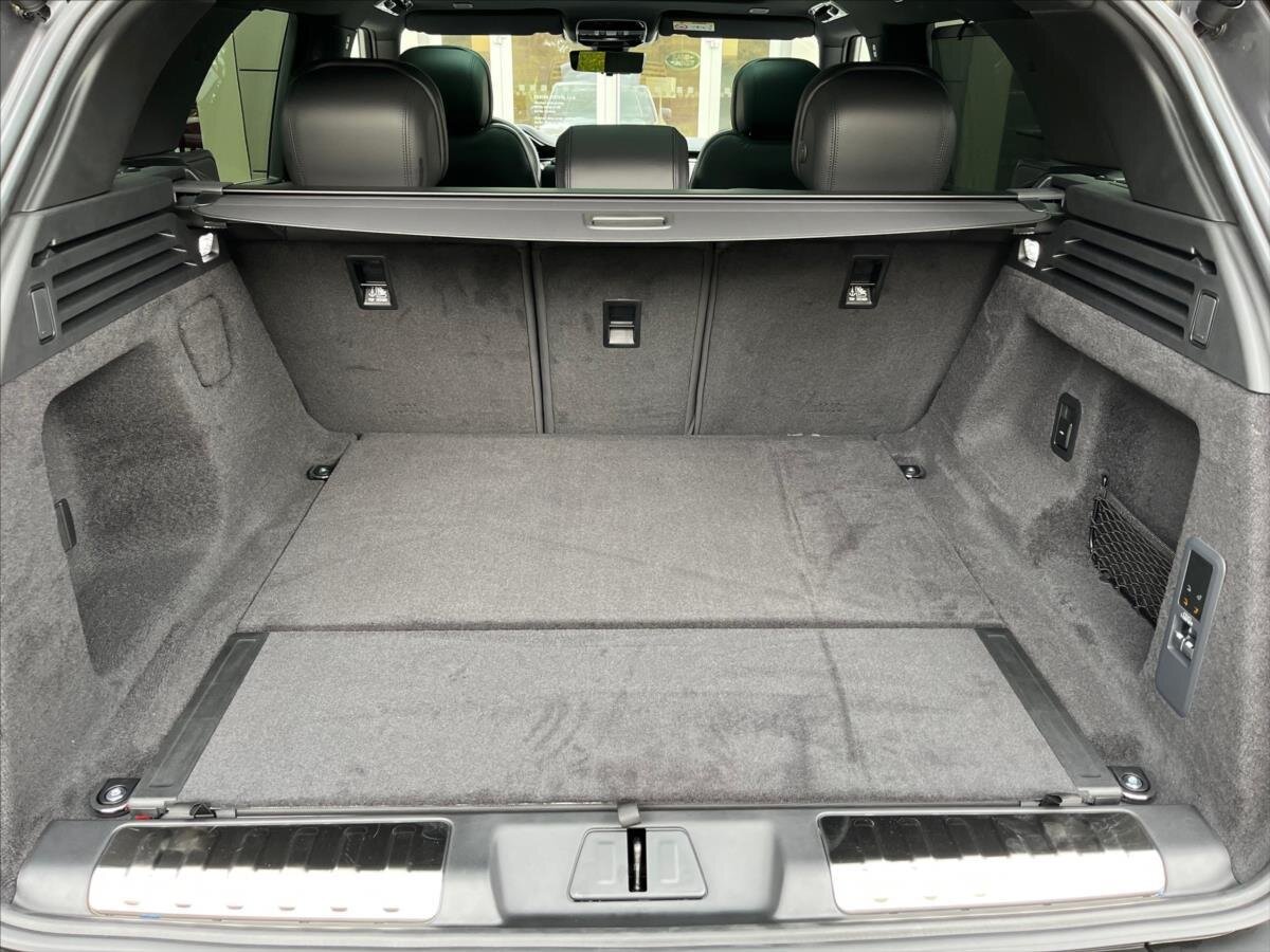 Land Rover Range Rover Sport SUV / Terénní 3,0 l 338 kw