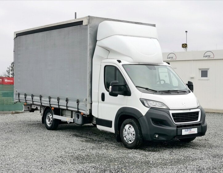 Peugeot Boxer Valník 2,0 l 120 kw