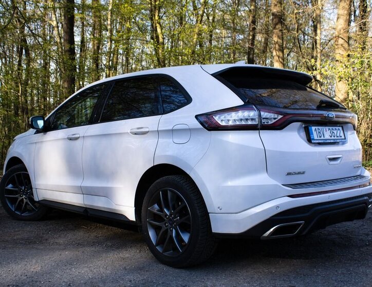 Ford Edge SUV / Terénní 2,0 l 154 kw