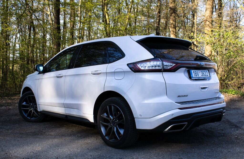 Ford Edge SUV / Terénní 2,0 l 154 kw