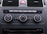 Volkswagen Touran MPV 1,2 l 77 kw