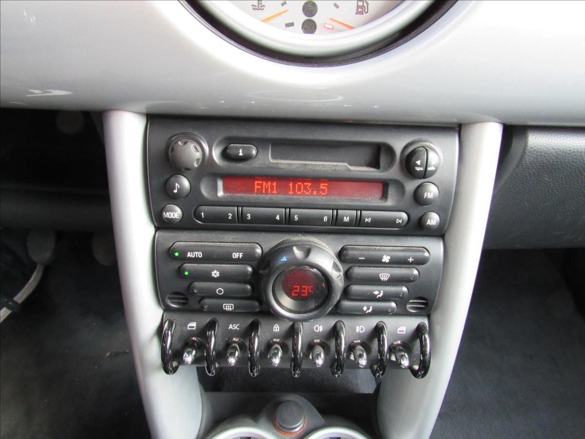 Mini Cooper Hatchback 1,6 l 66 kw