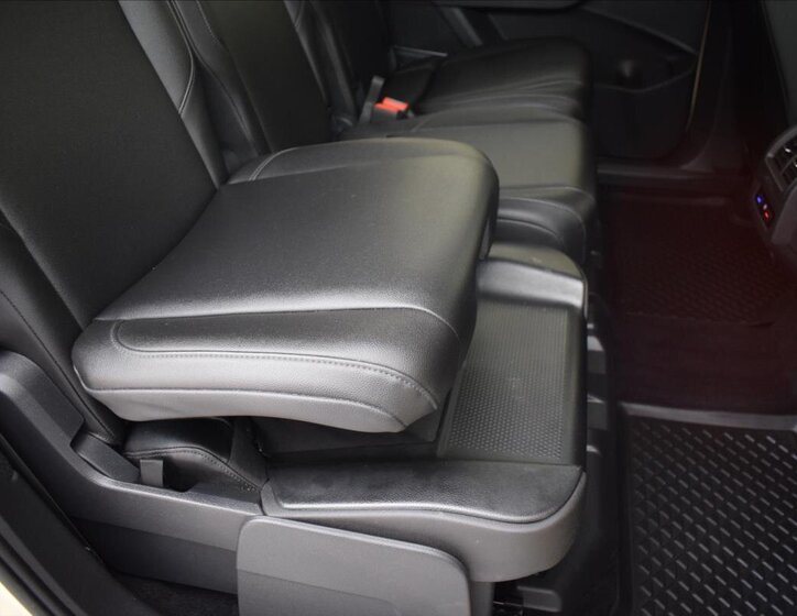 Volkswagen Touran MPV 2,0 l 81 kw