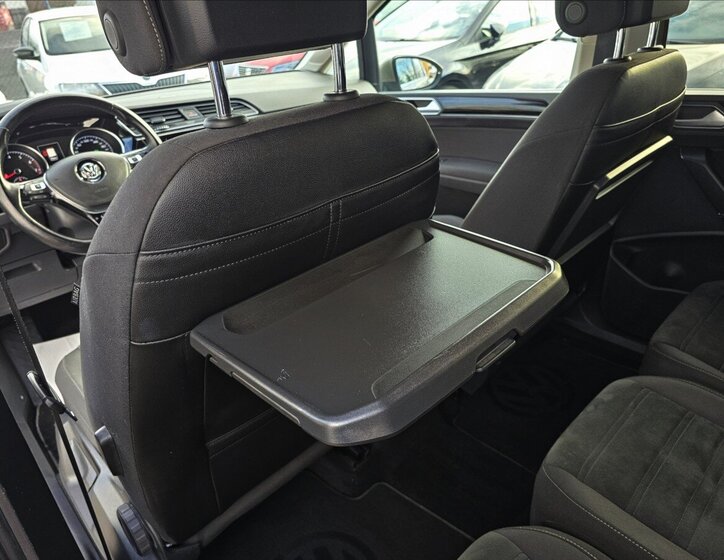 Volkswagen Touran Kombi 1,4 l 110 kw