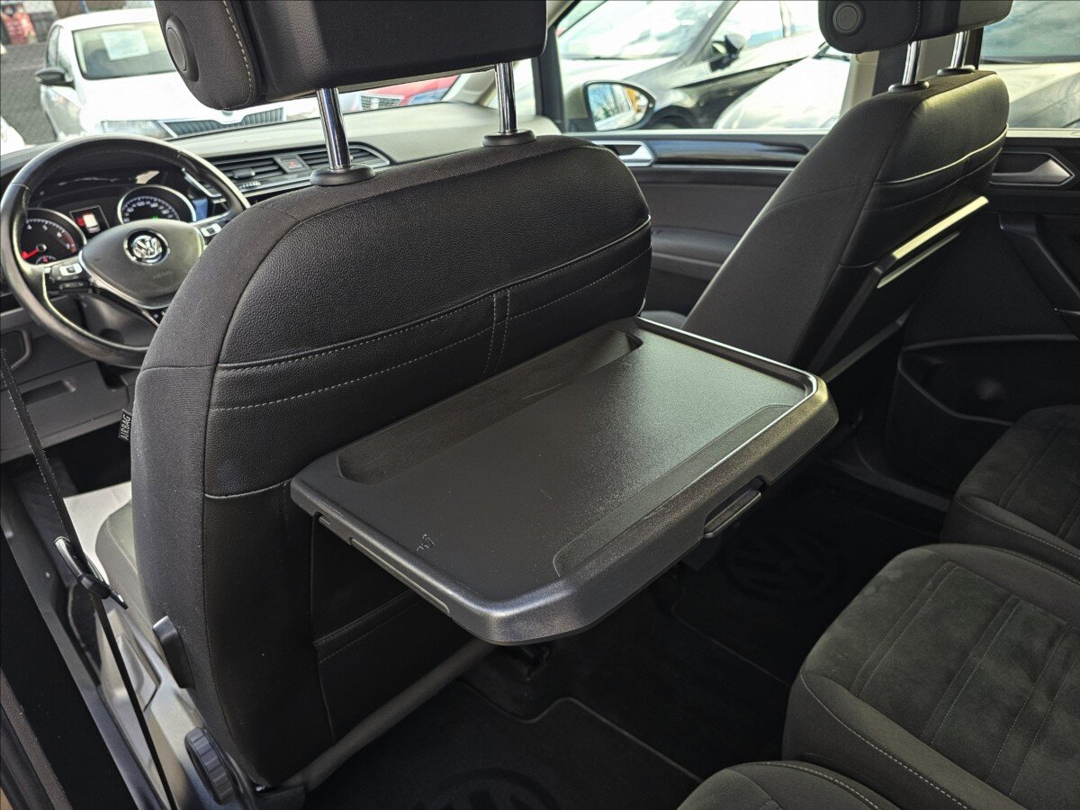 Volkswagen Touran Kombi 1,4 l 110 kw