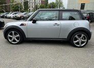 Mini Cooper Hatchback 1,6 l 88 kw