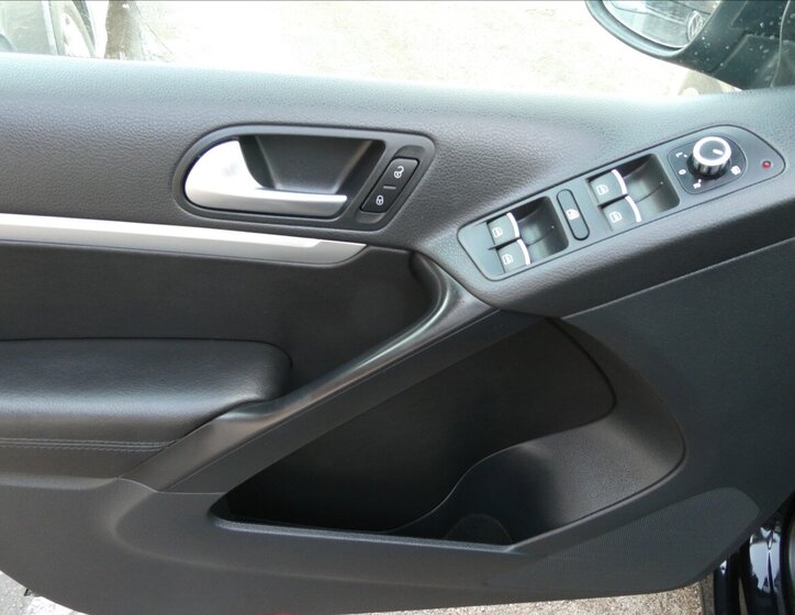 Volkswagen Tiguan SUV / Terénní 2,0 l 103 kw