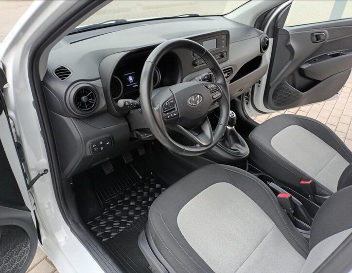 Hyundai i10 Hatchback 998,0 49 kw