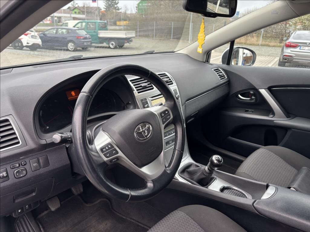 Toyota Avensis Kombi 1,8 l 108 kw