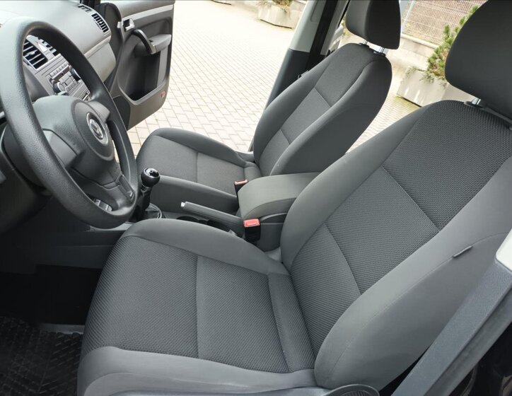 Volkswagen Touran MPV 1,4 l 103 kw