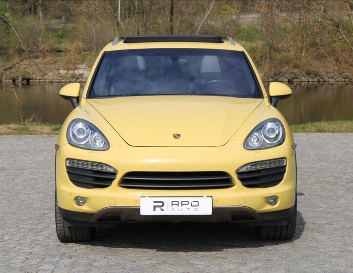Porsche Cayenne SUV / Terénní 4,8 l 294 kw