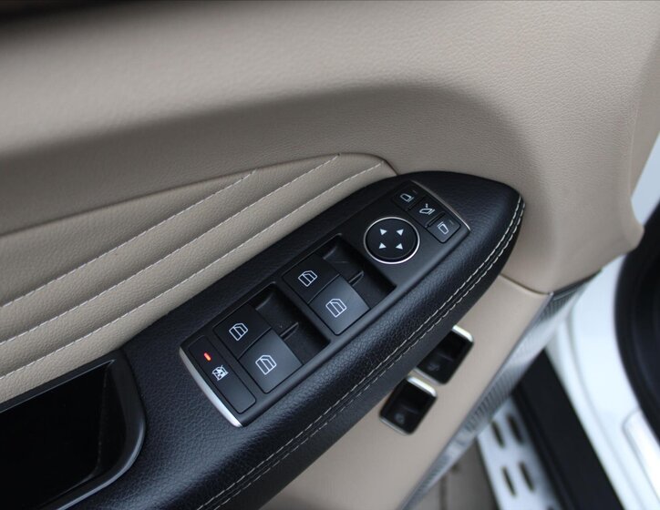 Mercedes-Benz GLE SUV / Terénní 3,0 l 190 kw