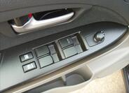 Suzuki SX4 8