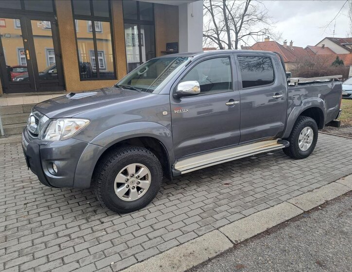 Toyota Hilux Pick-up 2,5 l 106 kw