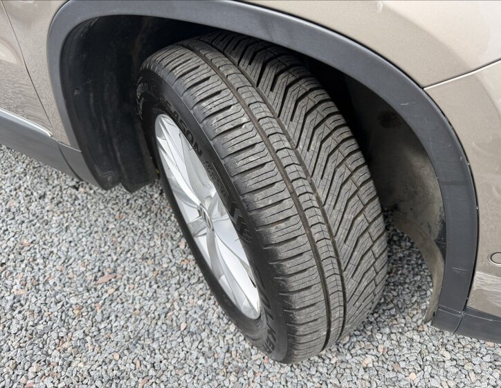 Volkswagen Tiguan SUV / Terénní 2,0 l 81 kw