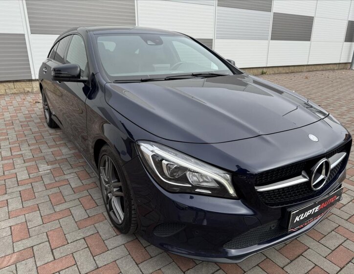 Mercedes-Benz CLA 1