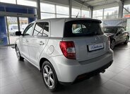 Toyota Urban Cruiser Hatchback 1,3 l 74 kw