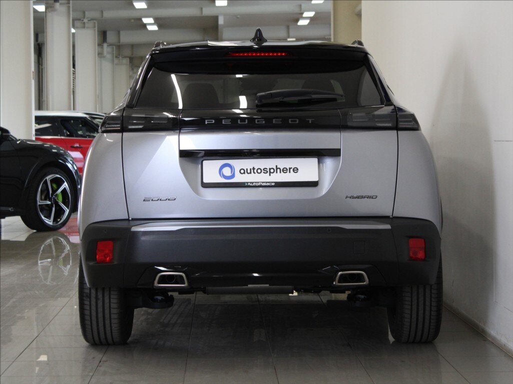 Peugeot 2008 SUV / Terénní 1,2 l 107 kw