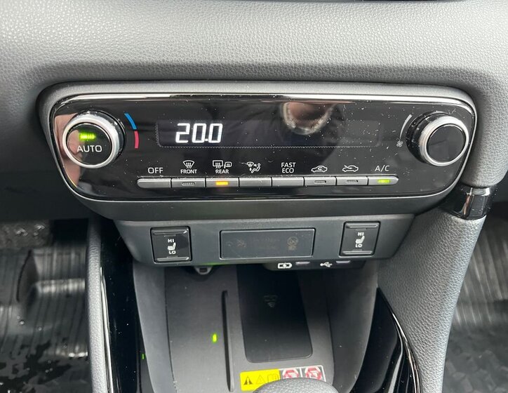 Toyota Yaris Hatchback 1,5 l 68 kw