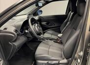 Toyota Yaris Cross 9