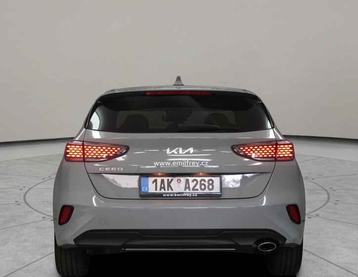 KIA Ceed Hatchback 1,5 l 103 kw