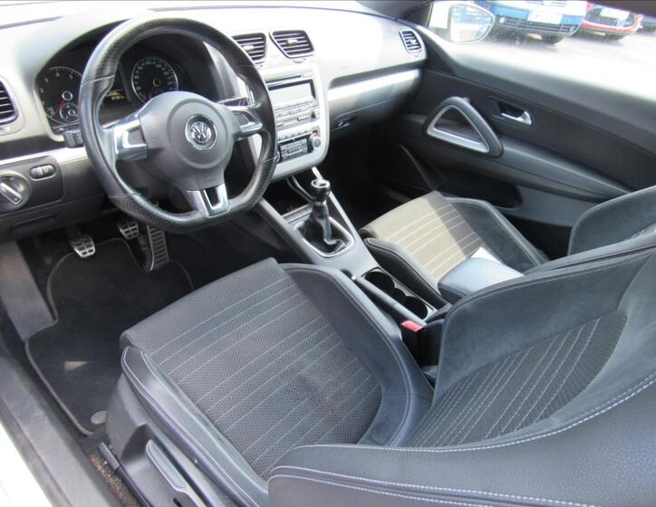 Volkswagen Scirocco 9