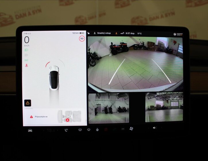 Tesla Model 3 Sedan / Limuzína 0,0 225 kw