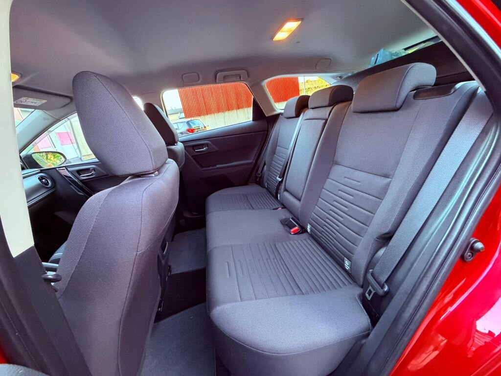 Toyota Auris Kombi 1,2 l 86 kw