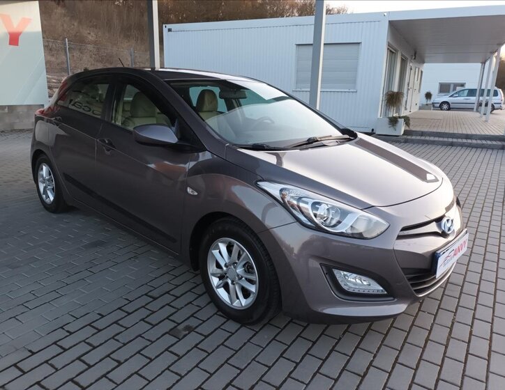 Hyundai i30 Hatchback 1,6 l 88 kw
