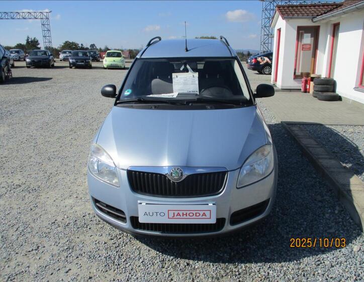 Škoda Roomster 2