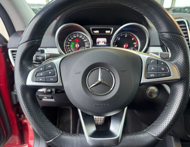 Mercedes-Benz GLE SUV 3,0 l 190 kw