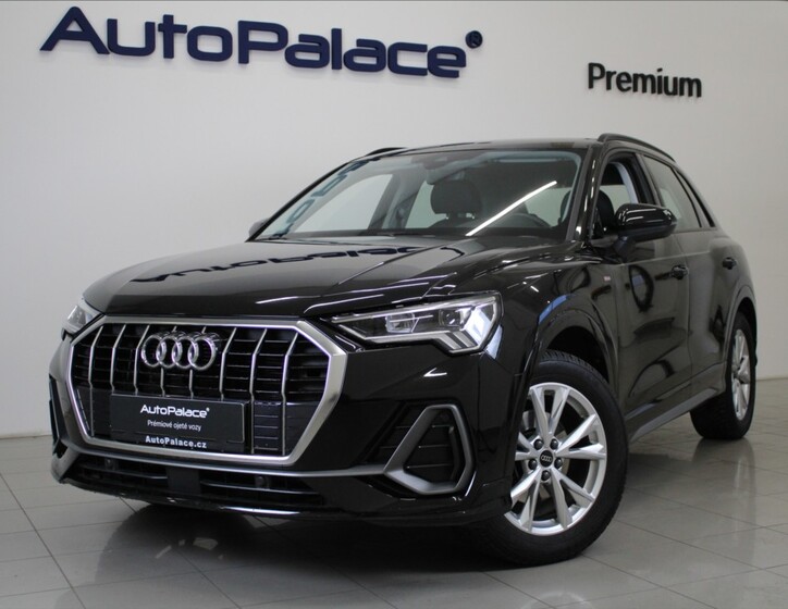 Audi Q3 1