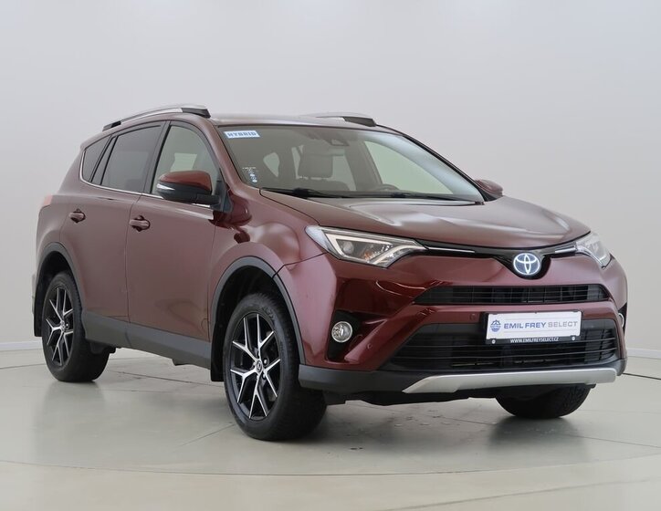 Toyota RAV4 SUV / Terénní 2,5 l 114 kw