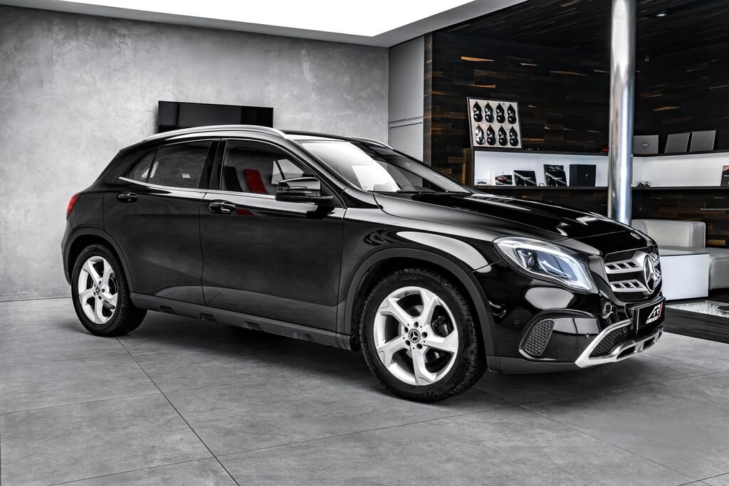 Mercedes-Benz GLA SUV 2,1 l 100 kw
