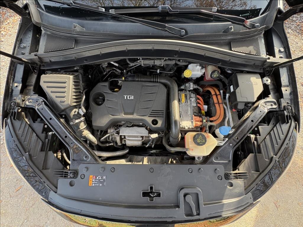 MG EHS SUV 1,5 l 119 kw