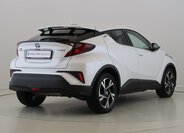 Toyota C-HR SUV / Terénní 1,8 l 72 kw