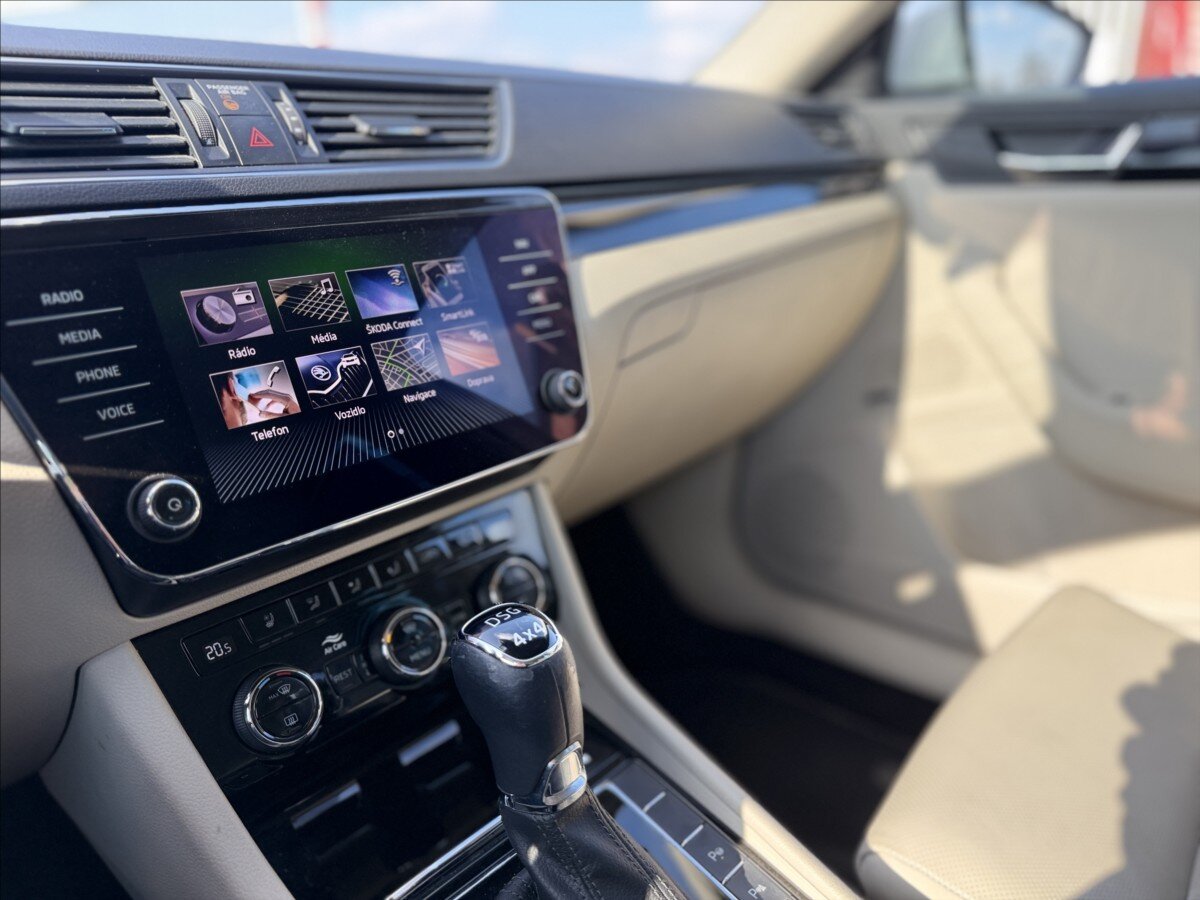 Škoda Superb Kombi 2,0 l 140 kw