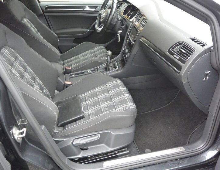 Volkswagen Golf Kombi 2,0 l 135 kw