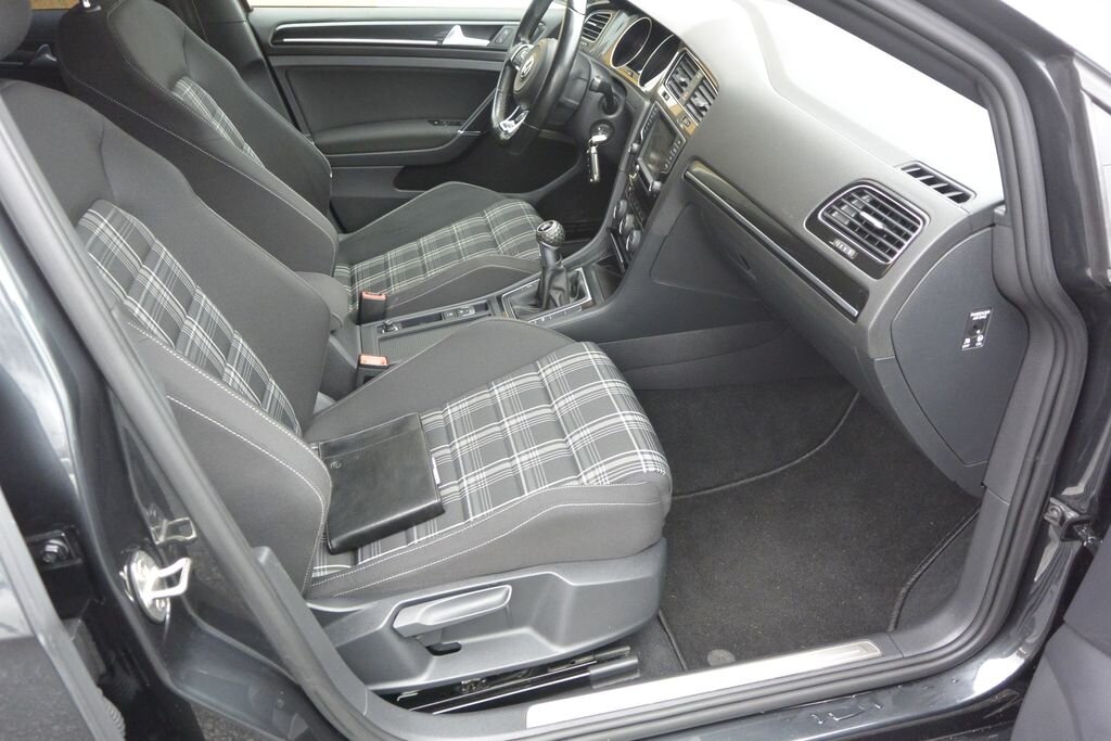 Volkswagen Golf Kombi 2,0 l 135 kw