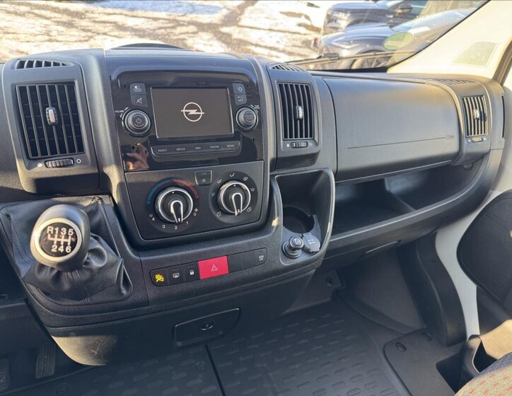 Opel Movano Skříň 2,2 l 103 kw